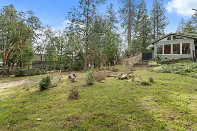 1240 Westmont Drive, Jacksonville, OR 97530 - Photo 31