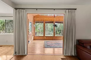 1240 Westmont Dr, Jacksonville, OR 97530 - Photo 7