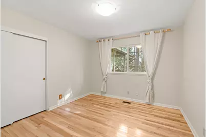 1240 Westmont Drive, Jacksonville, OR 97530 - Photo 25