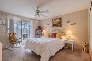 2082 College Way, Medford, OR 97504 - Photo 9