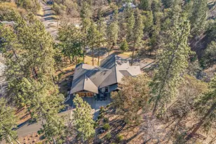 815 Gold Rush Wy, Jacksonville, OR 97530 - Photo 69