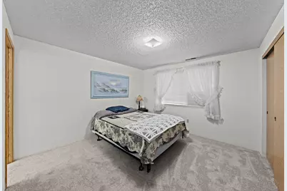 2101 Poplar Drive #36, Medford, OR 97504 - Photo 11