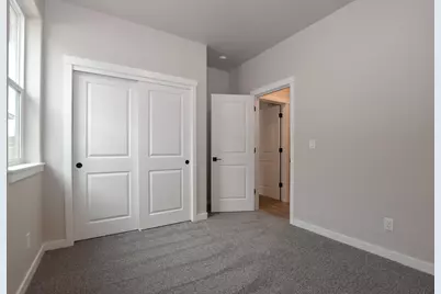 2352 SW 25th Street, Redmond, OR 97756 - Photo 19