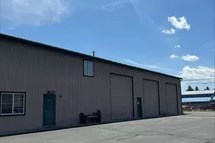 307 Sisters Park Dr, Sisters, OR 97759 - Photo 1