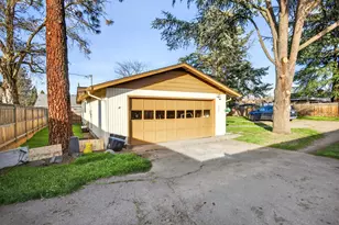 1553 Crater Lake Ave, Medford, OR 97504 - Photo 17
