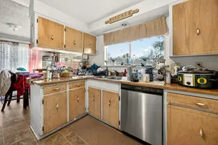 1553 Crater Lake Ave, Medford, OR 97504 - Photo 5