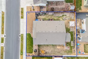 224 NW Monte Vis Ave, Madras, OR 97741 - Photo 23