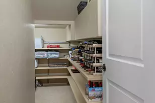 61299 Big Eddy Cir, Bend, OR 97702 - Photo 17