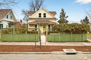 156 Van Ness Ave, Ashland, OR 97520 - Photo 13