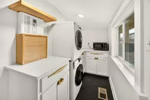 156 Van Ness Ave, Ashland, OR 97520 - Photo 79