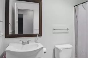 1960 Grandview Ave, Medford, OR 97504 - Photo 11