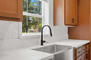 17041 Glendale Rd, Bend, OR 97707 - Photo 9