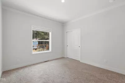 17041 Glendale Road, Bend, OR 97707 - Photo 19