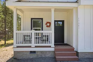 17041 Glendale Rd, Bend, OR 97707 - Photo 3