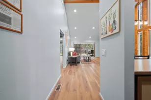 57335 Lake Aspen Ln, Sunriver, OR 97707 - Photo 9