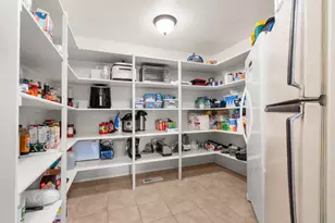 4935 Cherry Ln, Medford, OR 97504 - Photo 23