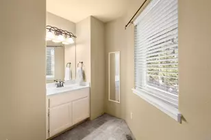 4935 Cherry Ln, Medford, OR 97504 - Photo 39