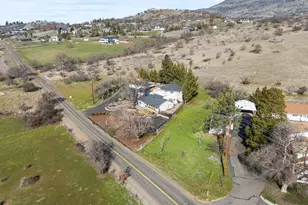 4935 Cherry Ln, Medford, OR 97504 - Photo 63