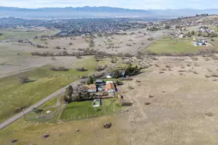 4935 Cherry Ln, Medford, OR 97504 - Photo 85