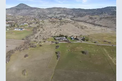 4935 Cherry Lane, Medford, OR 97504 - Photo 63