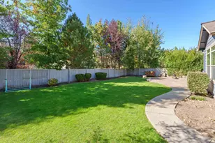 60813 Scotts Bluff Pl, Bend, OR 97702 - Photo 43