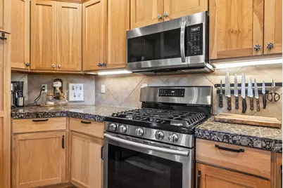 10175 Juniper Glen Circle, Redmond, OR 97756 - Photo 15