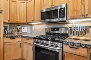 10175 Juniper Glen Cir, Redmond, OR 97756 - Photo 15