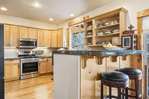 10175 Juniper Glen Cir, Redmond, OR 97756 - Photo 11