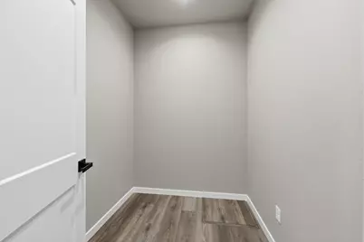 16083 Dyke Road #9, La Pine, OR 97739 - Photo 5