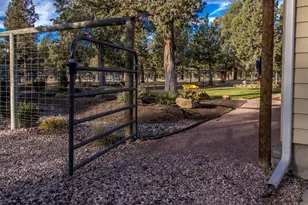 69469 Carlton St, Sisters, OR 97759 - Photo 33