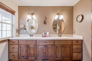 69469 Carlton St, Sisters, OR 97759 - Photo 17