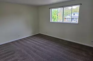 711 SW Burgess St, Grants Pass, OR 97526 - Photo 13