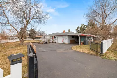 135 Leach Drive, Midland, OR 97634 - Photo 3