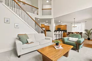 20106 Stonegate Dr, Bend, OR 97702 - Photo 9