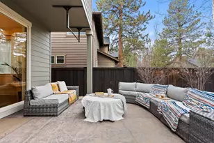 20106 Stonegate Dr, Bend, OR 97702 - Photo 47