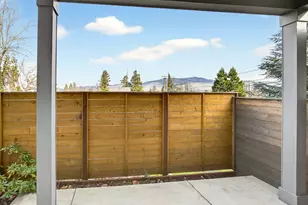 353 S Mountain Ave, Ashland, OR 97520 - Photo 31