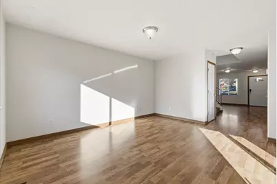 945 Win Way, Eagle Point, OR 97524 - Photo 7