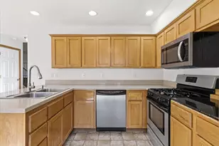 945 Win Way, Eagle Point, OR 97524 - Photo 11