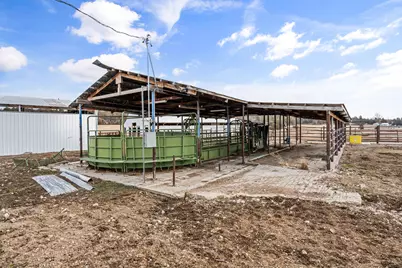 7122 E Langell Valley Road, Bonanza, OR 97623 - Photo 13