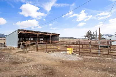 7122 E Langell Valley Road, Bonanza, OR 97623 - Photo 15