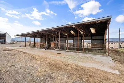 7122 E Langell Valley Road, Bonanza, OR 97623 - Photo 11