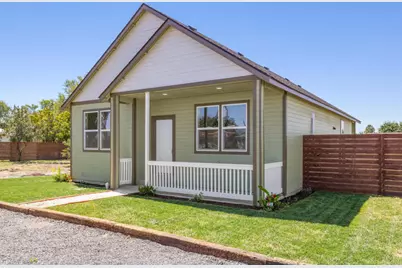 330 N Elm Street, Merrill, OR 97633 - Photo 1