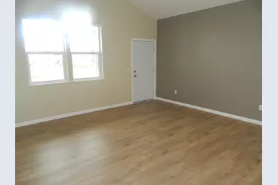 330 N Elm Street, Merrill, OR 97633 - Photo 3