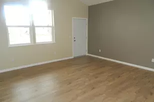 330 N Elm St, Merrill, OR 97633 - Photo 3