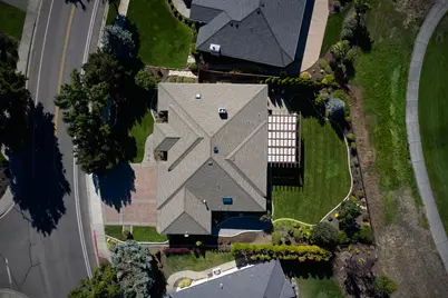 384 Robert Trent Jones Boulevard, Eagle Point, OR 97524 - Photo 47
