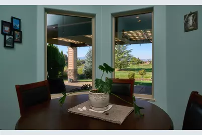 384 Robert Trent Jones Boulevard, Eagle Point, OR 97524 - Photo 17