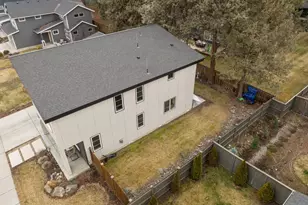 61547 SE Lincoln Lane, Bend, OR 97702 - Photo 37