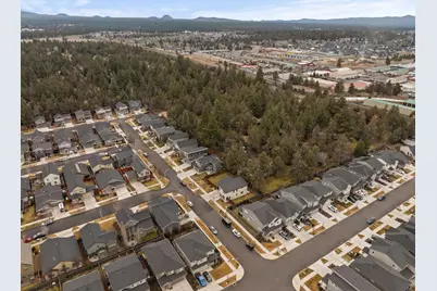 61547 SE Lincoln Lane, Bend, OR 97702 - Photo 41