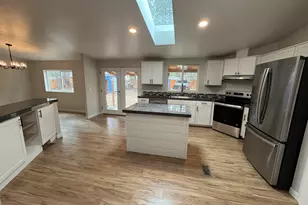 60931 Aspen Dr, Bend, OR 97702 - Photo 5