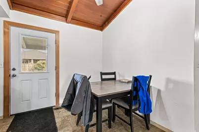 348 N 6th Street, Central Point, OR 97502 - Photo 11